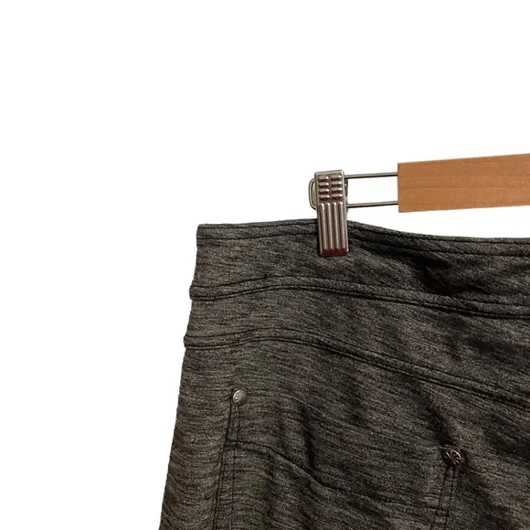 Athleta Bettona Boyfriend Jogger Cargo Pants Size LT - Picture 9 of 10